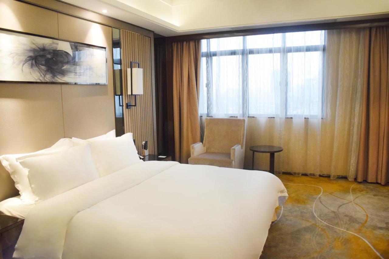 Ramada Foshan Hotel Dış mekan fotoğraf