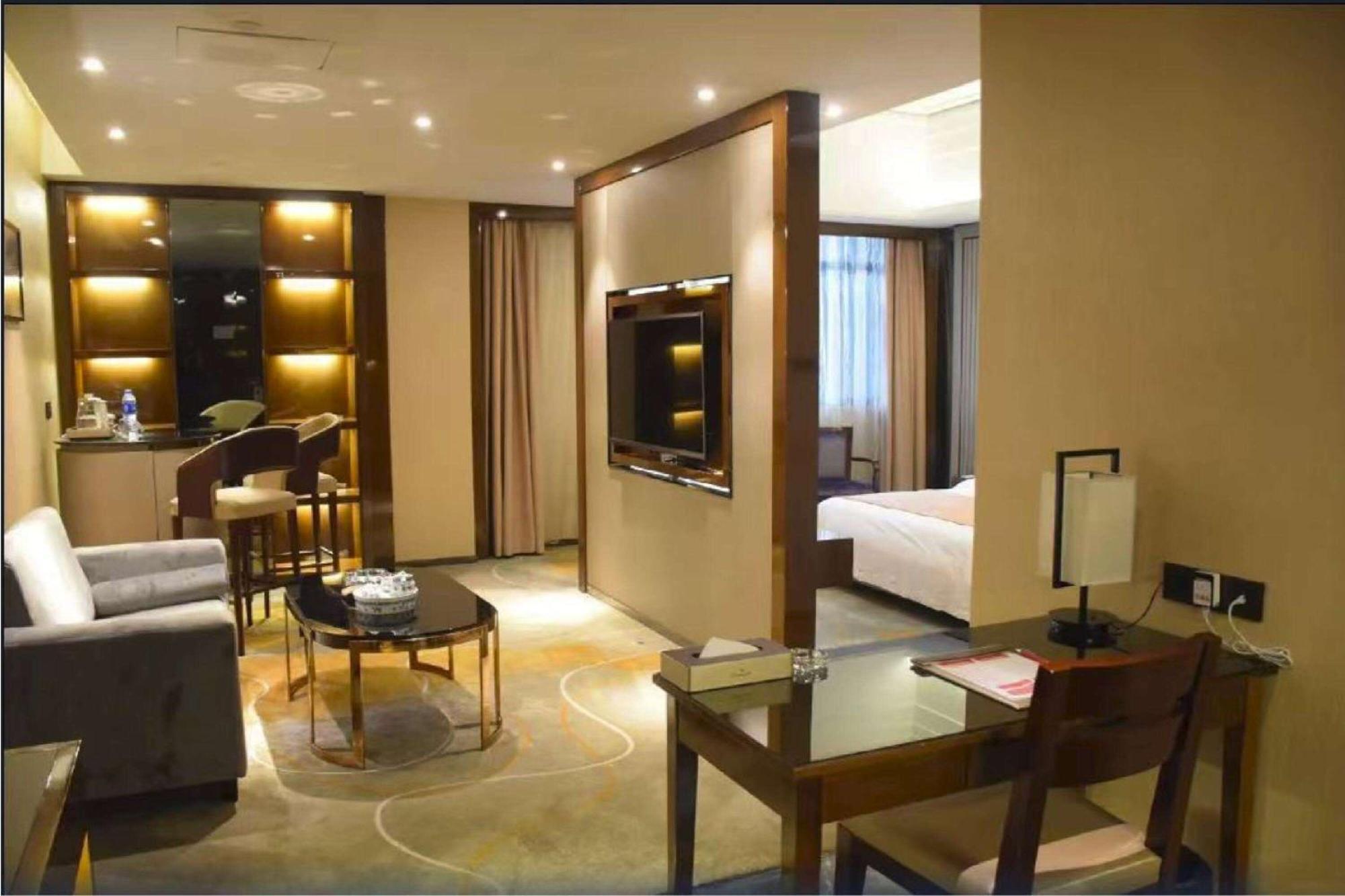 Ramada Foshan Hotel Dış mekan fotoğraf